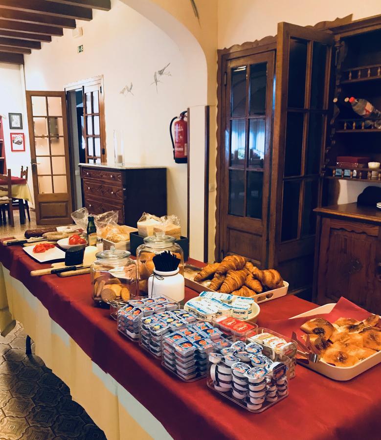 Hostal De La Gloria Viladrau Ngoại thất bức ảnh