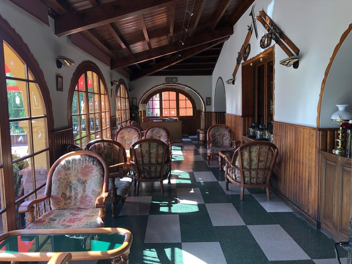 Hostal De La Gloria Viladrau Ngoại thất bức ảnh
