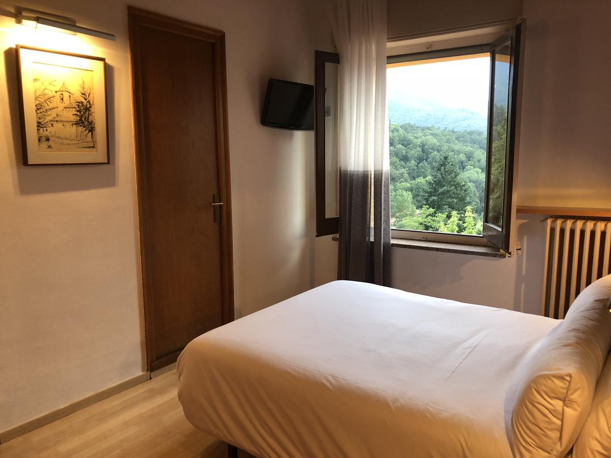 Hostal De La Gloria Viladrau Ngoại thất bức ảnh